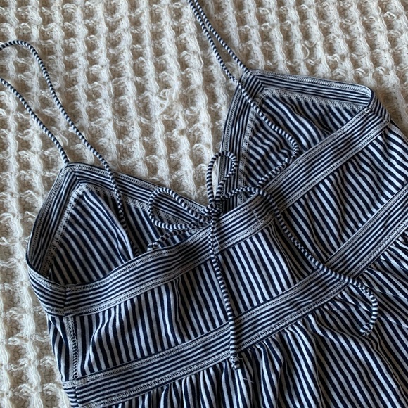 American Eagle top - Picture 3 of 4